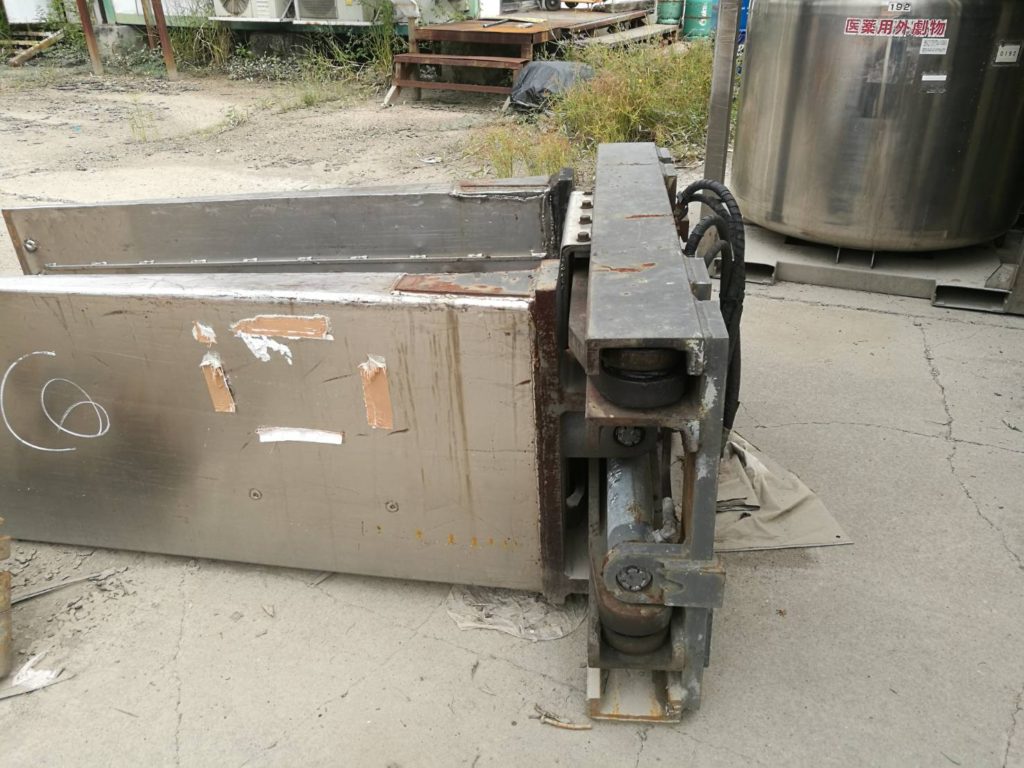 BALE-CLAMP FOR FORKLIFT 3.5 TONS