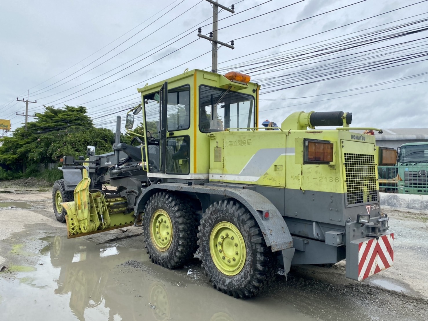 KOMATSU-GH320-2E-GH3202-12042-2 - Bangkokauctioneers
