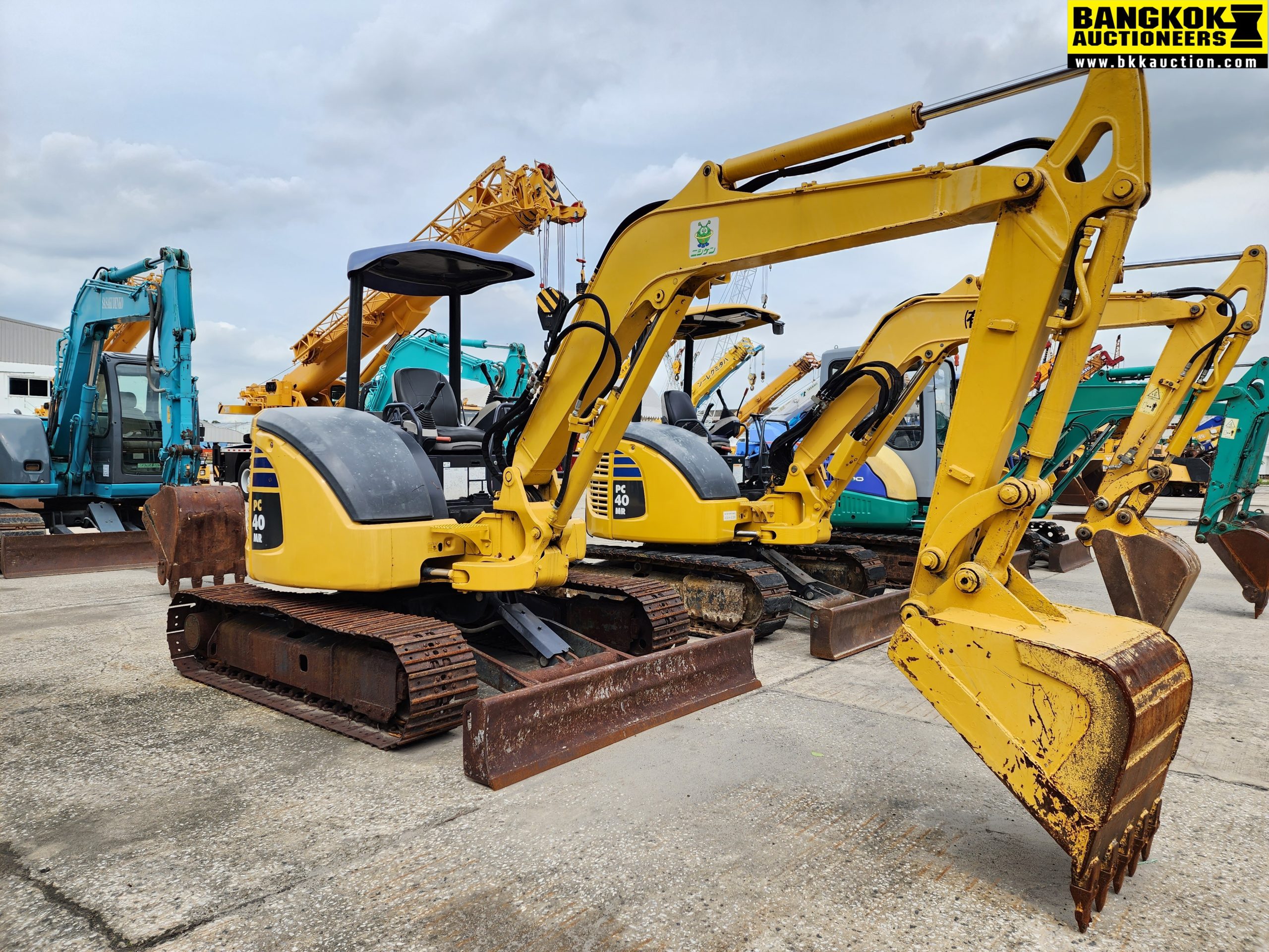 รถขุด KOMATSU-PC40MR-3-15053