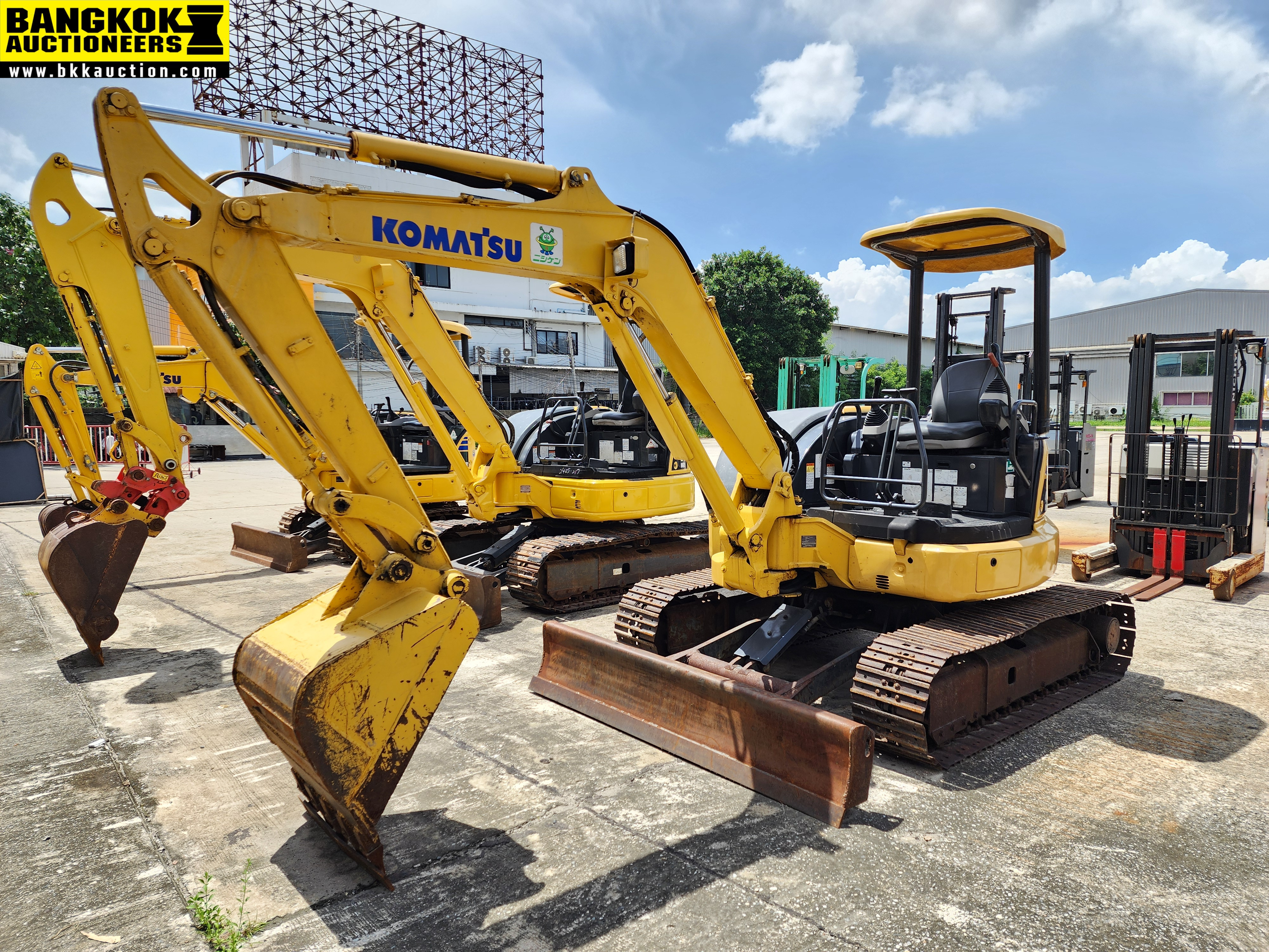 รถขุด KOMATSU-PC40MR-3-15053