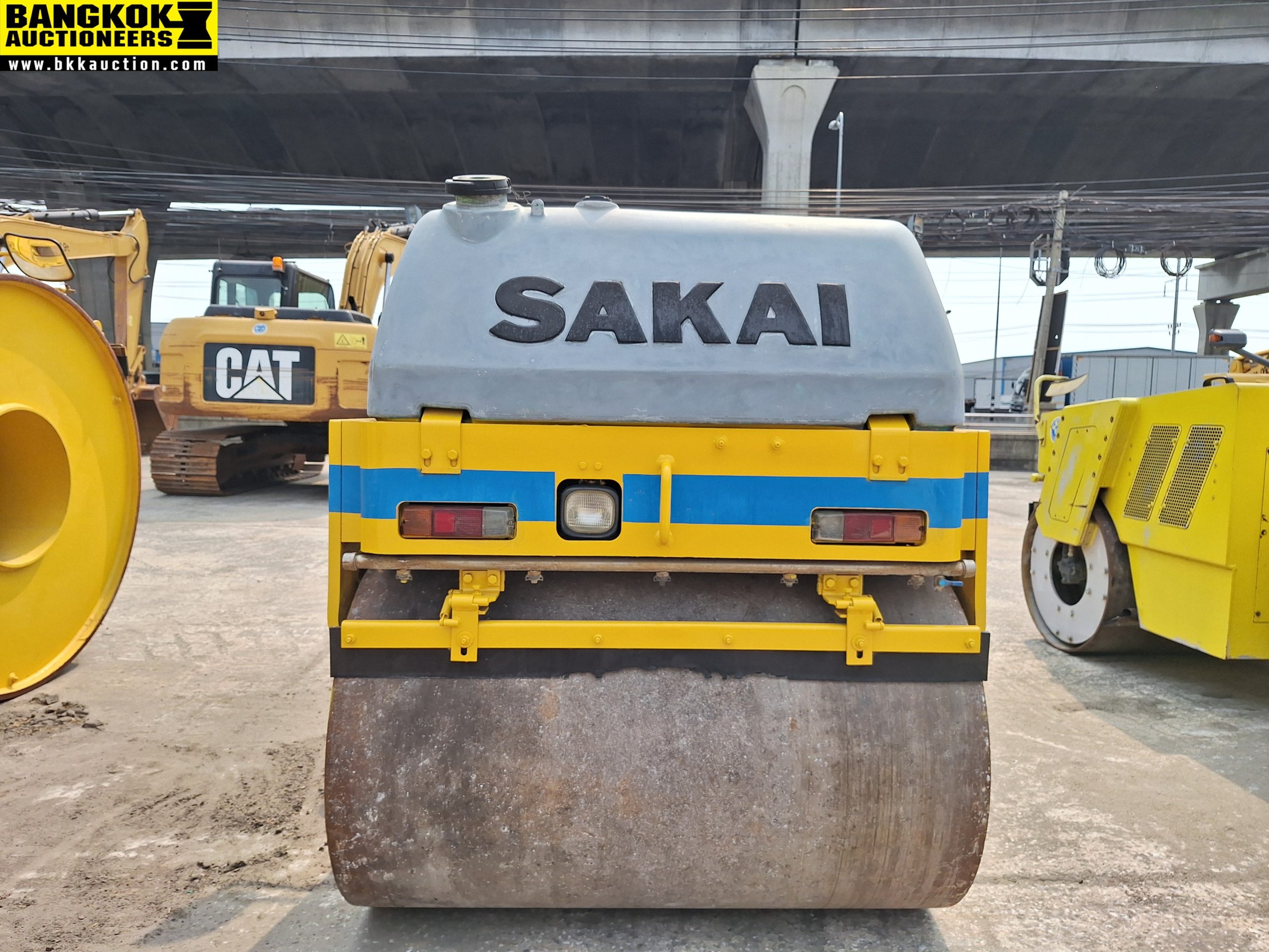 รถบดถนน SAKAI-SW500-1-10138