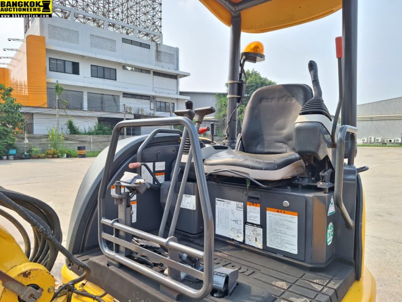 รถขุด KOMATSU PC30MR-2-21262