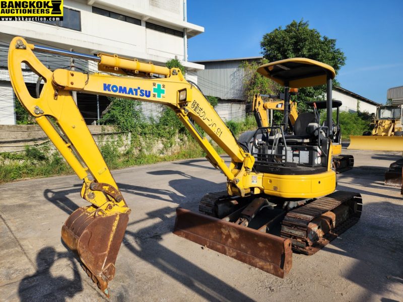 รถขุด KOMATSU PC35MR-2-7525