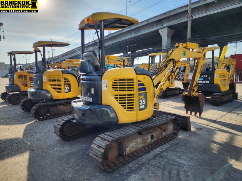 รถขุด KOMATSU PC35MR-2-7525