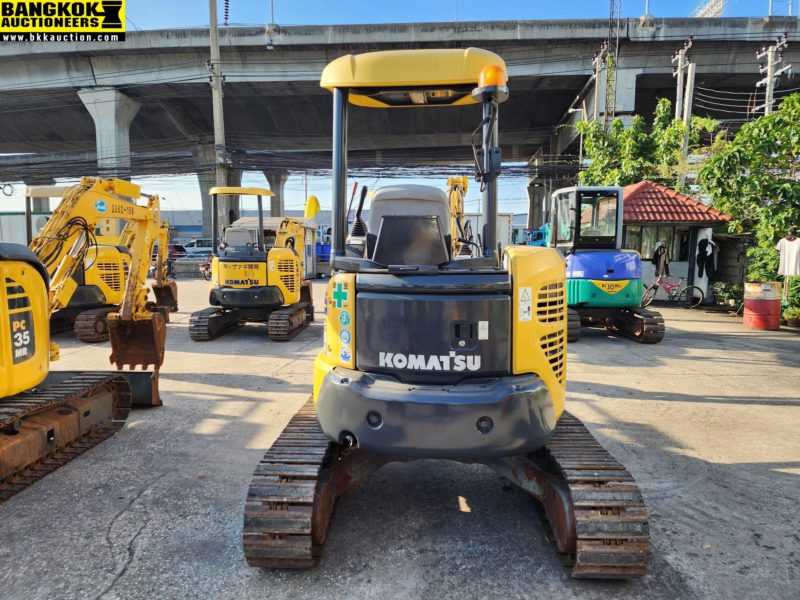 รถขุด KOMATSU PC35MR-2-7525
