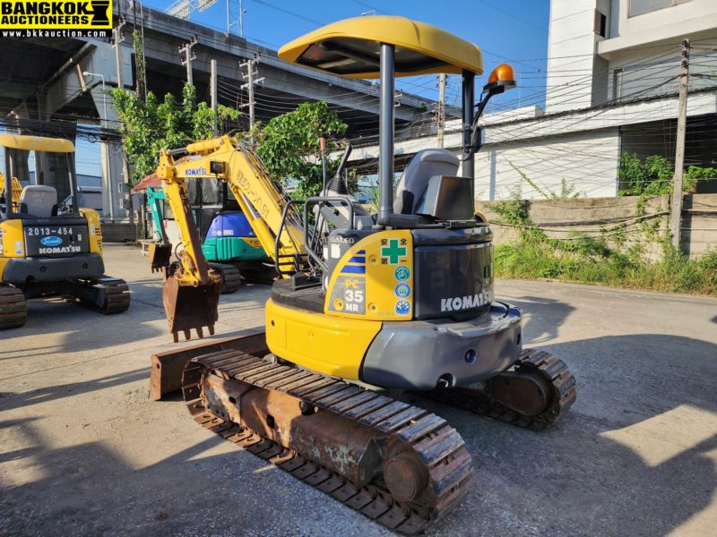 รถขุด KOMATSU PC35MR-2-7525