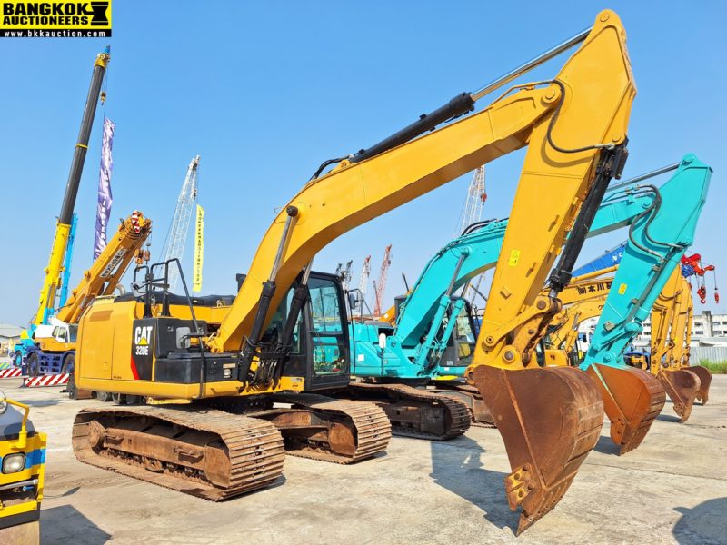 รถขุด 320E-2-CAT0320EKSXE02368