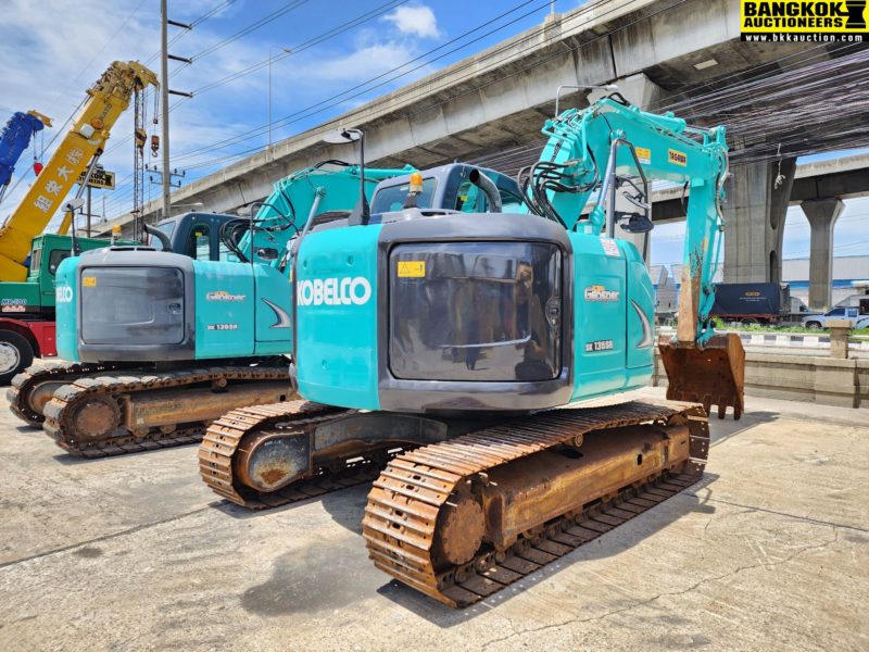รถขุด SK135SR-2-YY06-20938