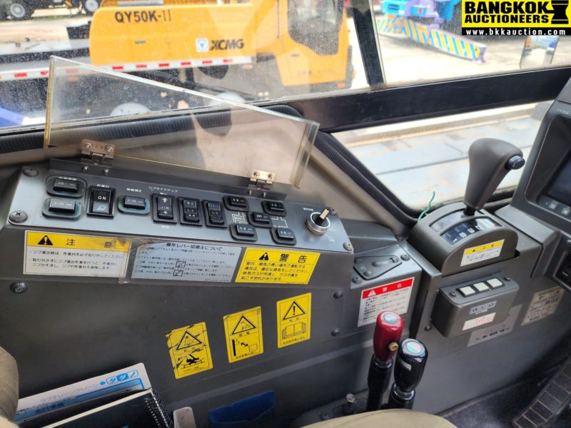 รถเครน GR600N-2-FE0369