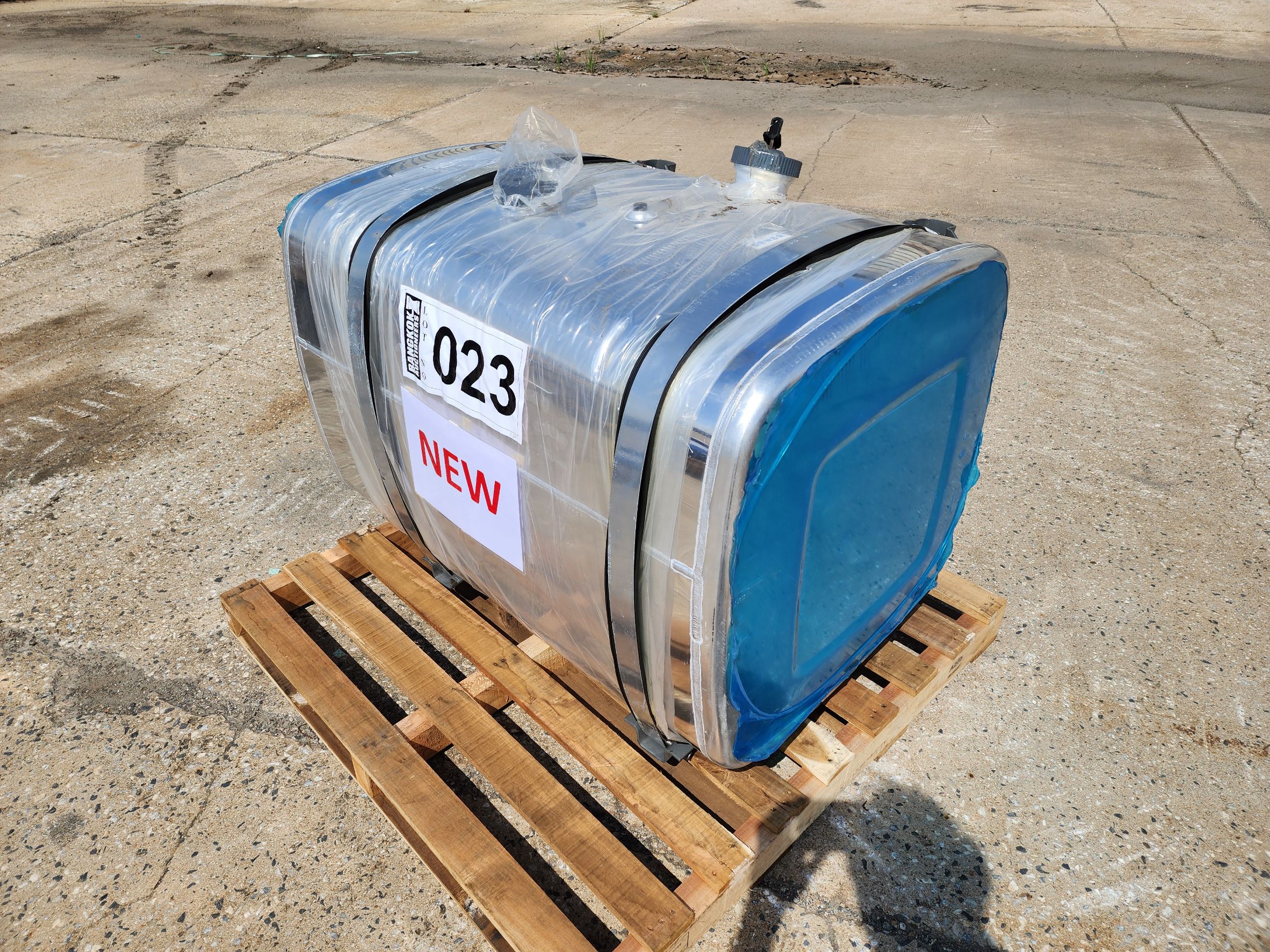 NEW ALUMINUM DIESEL TANK