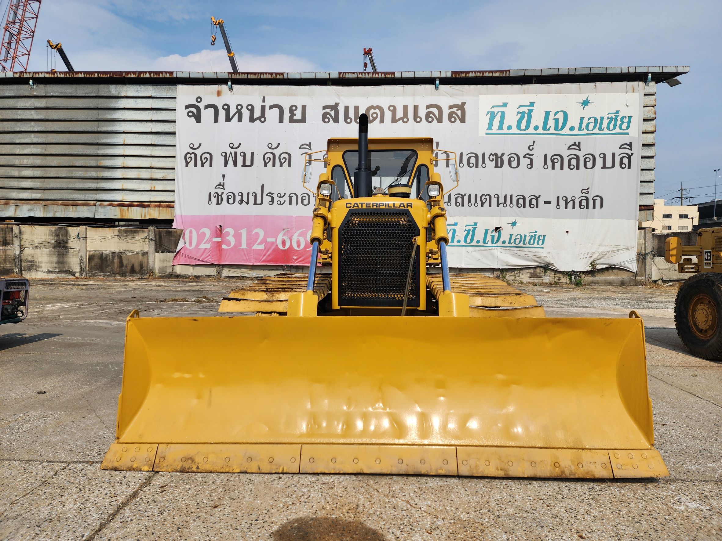 รถดัน D6D-10Z07578