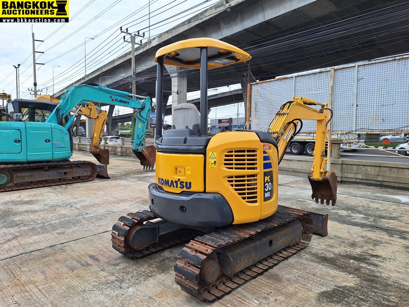 รถขุดเล็ก PC30MR-3-34690