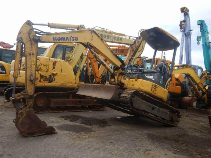 รถขุดเล็ก PC30MR-3-34690