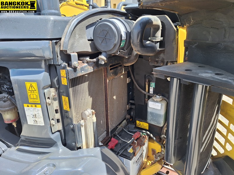 รถขุดเล็ก PC35MR-3-18860