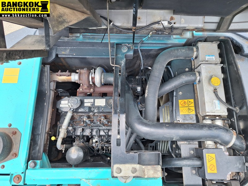 รถขุด SK135SR-2- YY06-16514