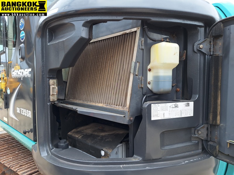 รถขุด SK135SR-2- YY06-16514