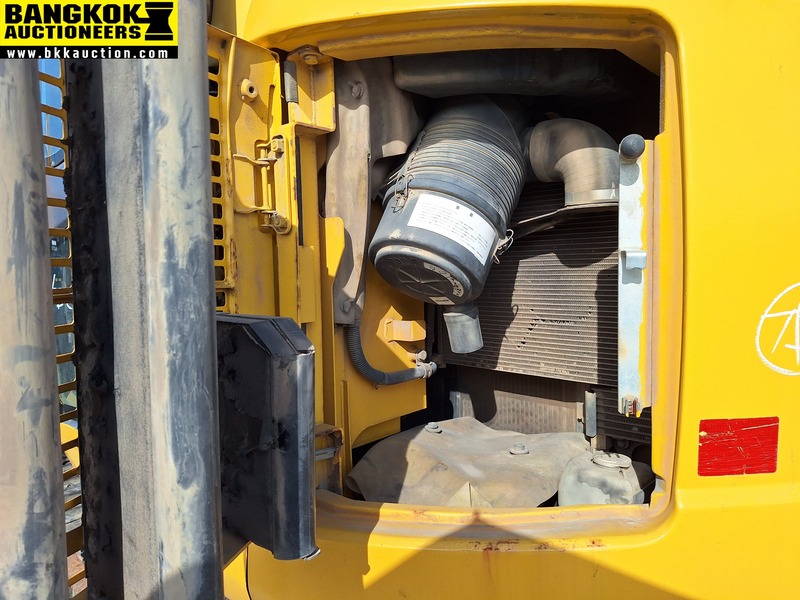 รถขุด PC138US-8-25409