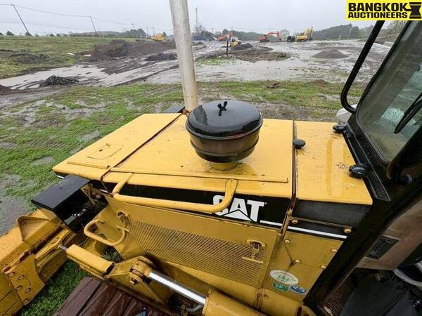 รถดัน  BULLDOZERS