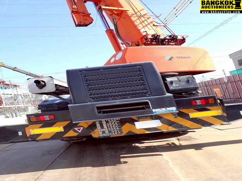 รถเครน GR600N-1