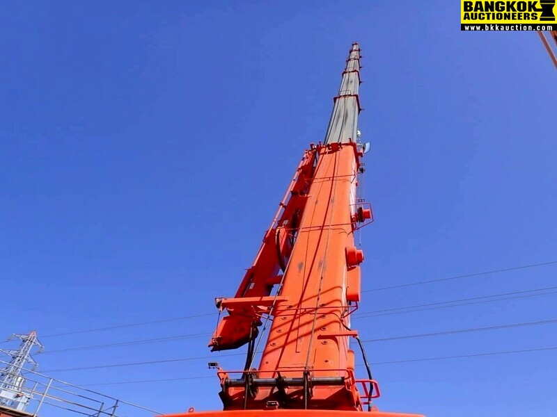 รถเครน GR600N-1