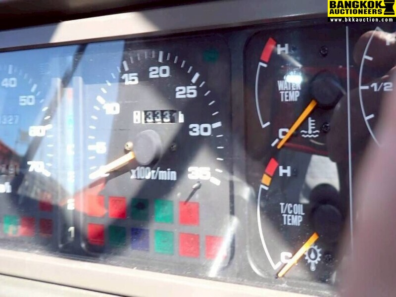 รถเครน GR600N-1