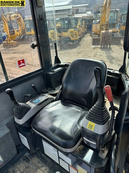 รถขุดเล็ก PC30MR-2 -24524
