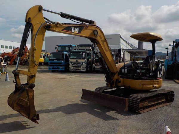 305CR-2-BMW01581 (3) 305CR-2-BMW01581 (3)